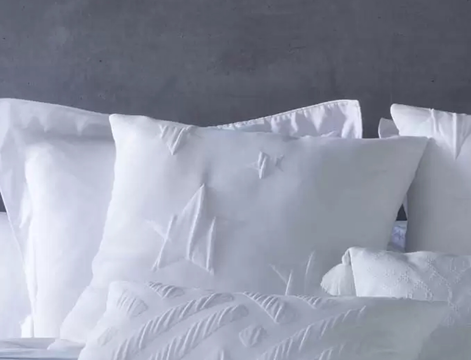 Cañete Cojín con relleno Chela