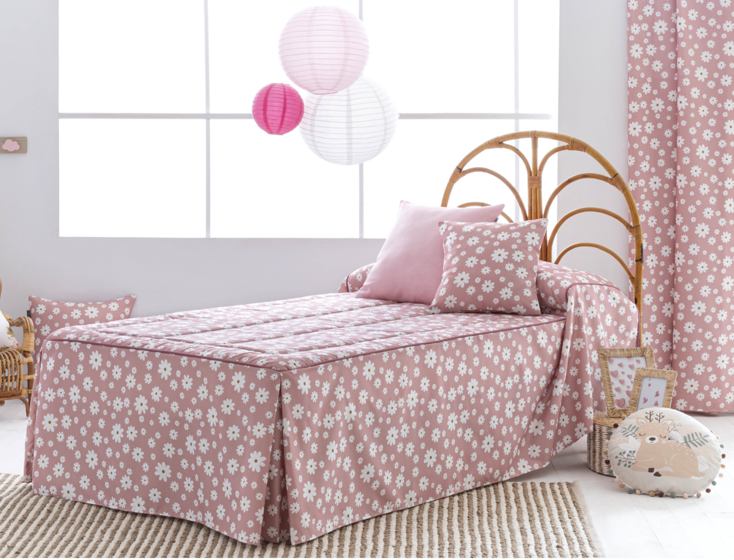 Confecciones Paula Colcha edredón Margarita con cojín incluído