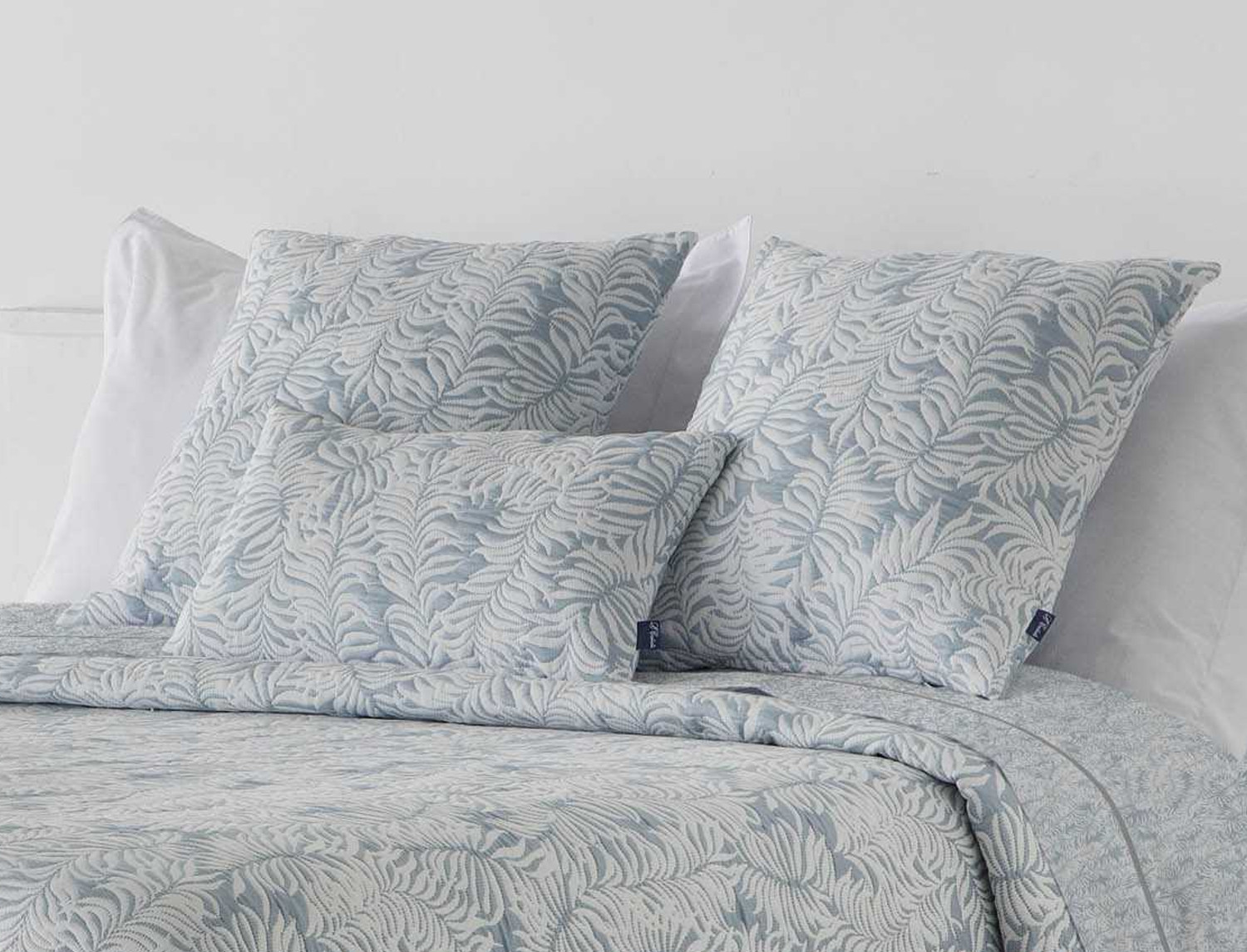 Cañete Cojín con relleno Noya