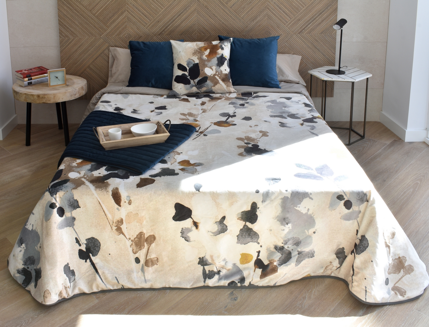 Confecciones Paula Bouti de terciopelo Pravia Multicolor