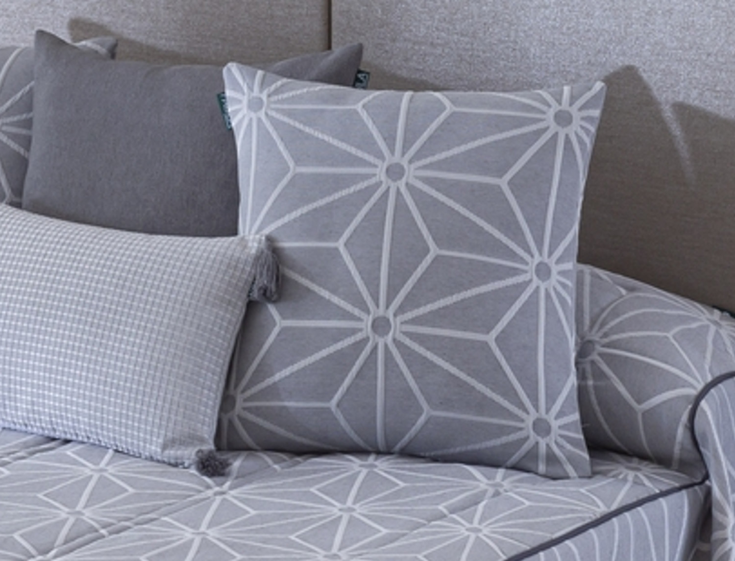 Confecciones Paula Cojín Jucar