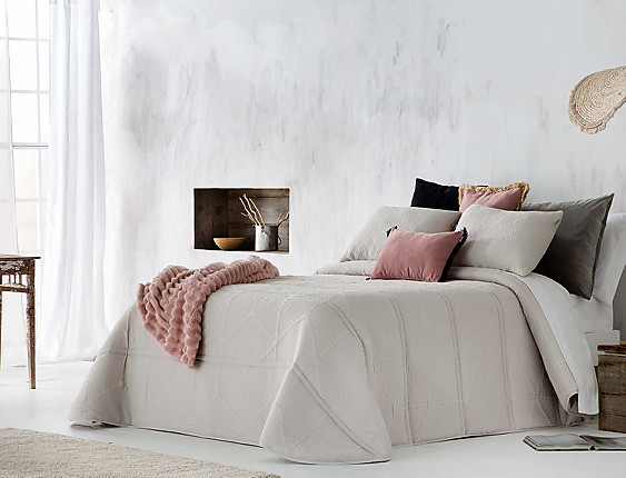 Sandeco - Conforter jacquard Pruna con fundas de cojín color Beige