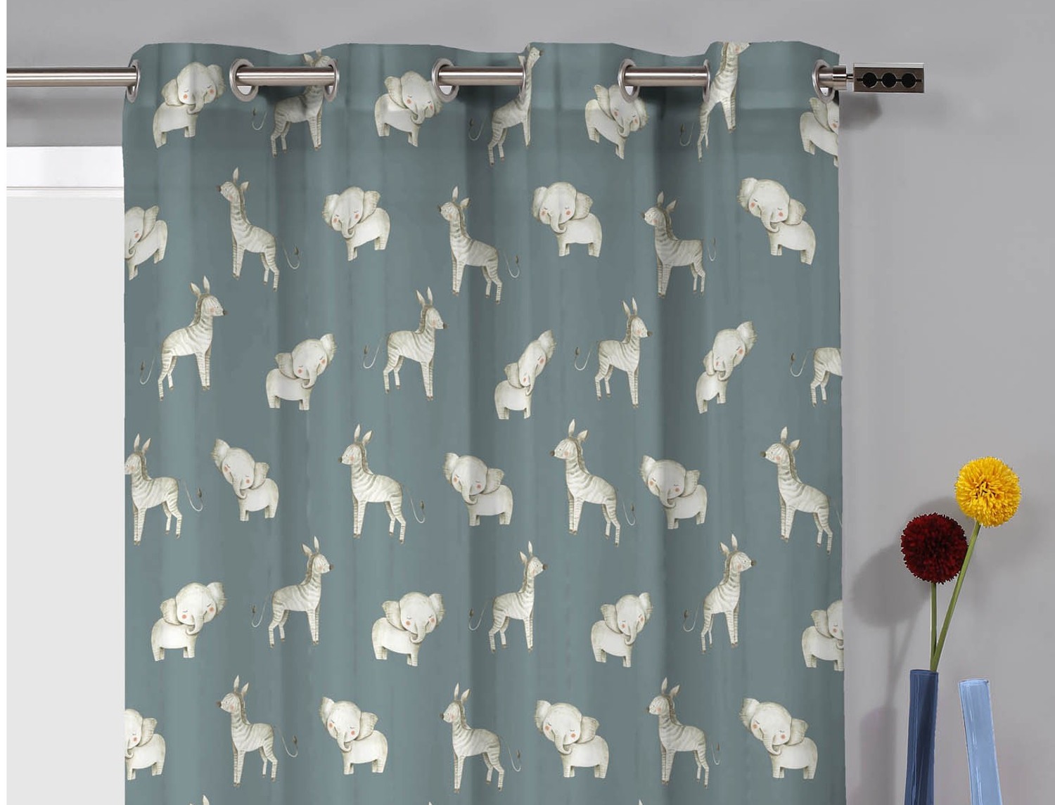 Cañete Cortina con ollaos Pumba