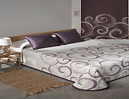 Colcha Piqué Jacquard Reversible Atica Morado cama de 135