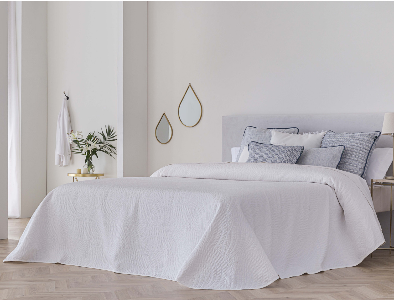 Confecciones Paula Colcha Jacquard Isleta color Blanco