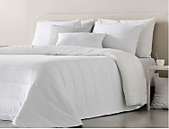 Edredón conforter Sherpa Hermes color Blanco con fundas de cojín