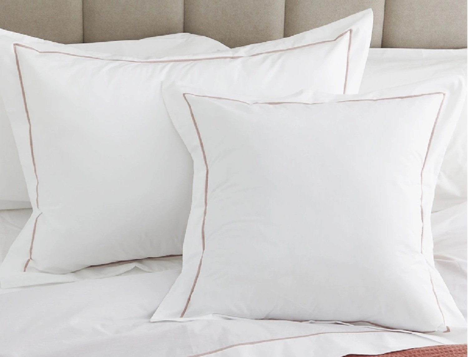 Estelia Cojín Zahora 200 Hilos 100% Algodón con festón