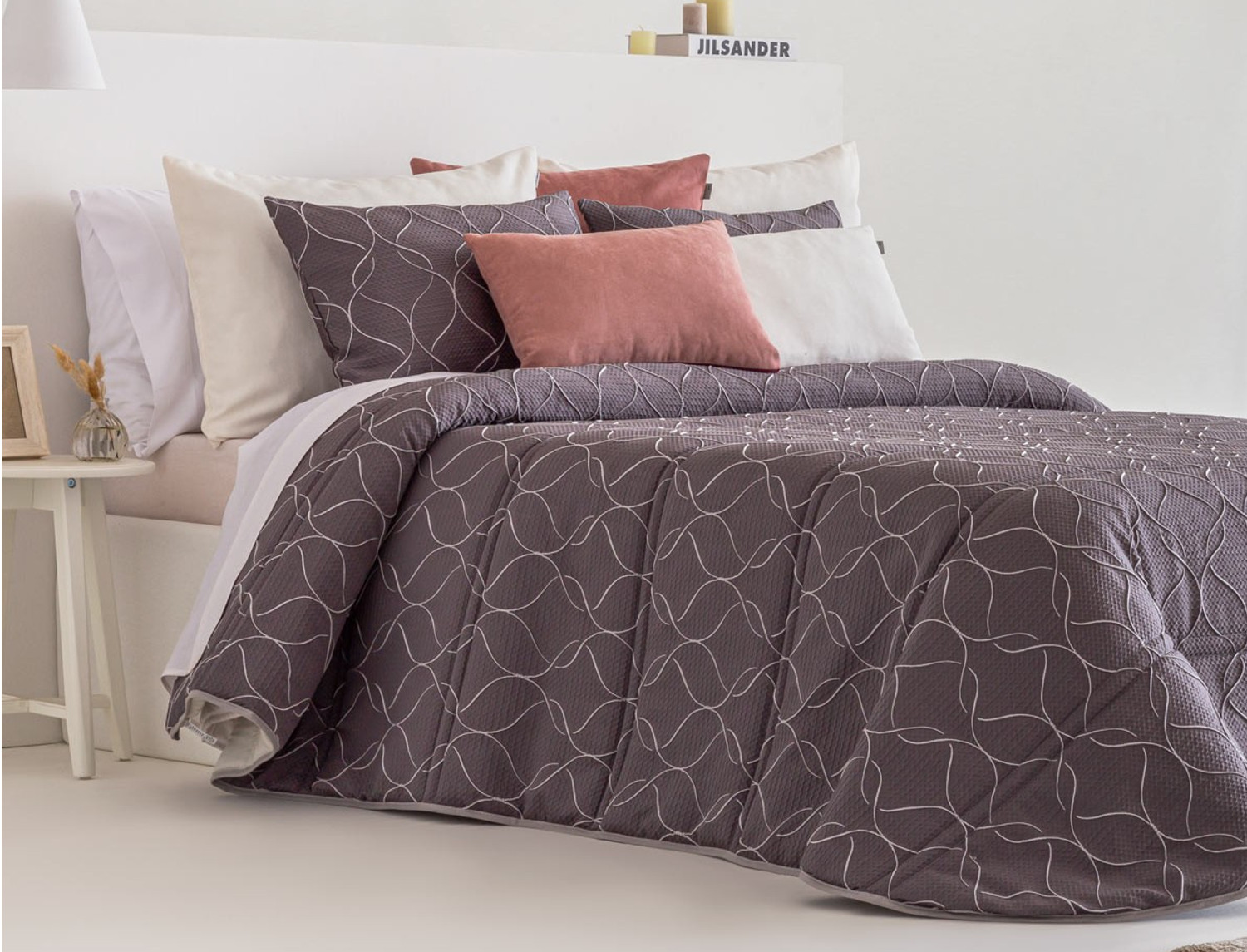 Sandeco Edredón Jacquard Loira con fundas de cojín