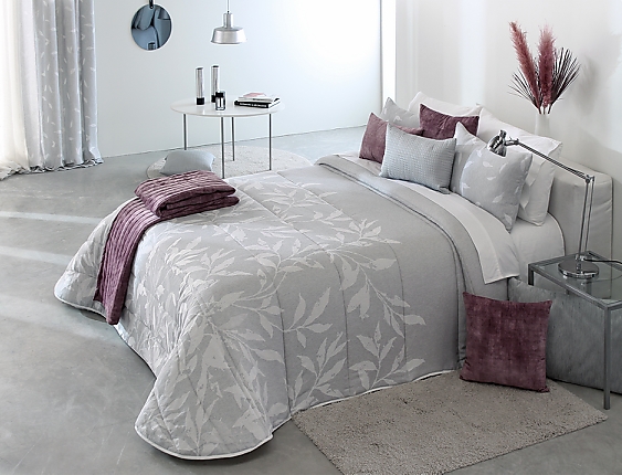 Reig Marti - Edredón Jacquard tipo B3 Gillen con fundas de cojín incluidas color Gris cama de 180 oferta