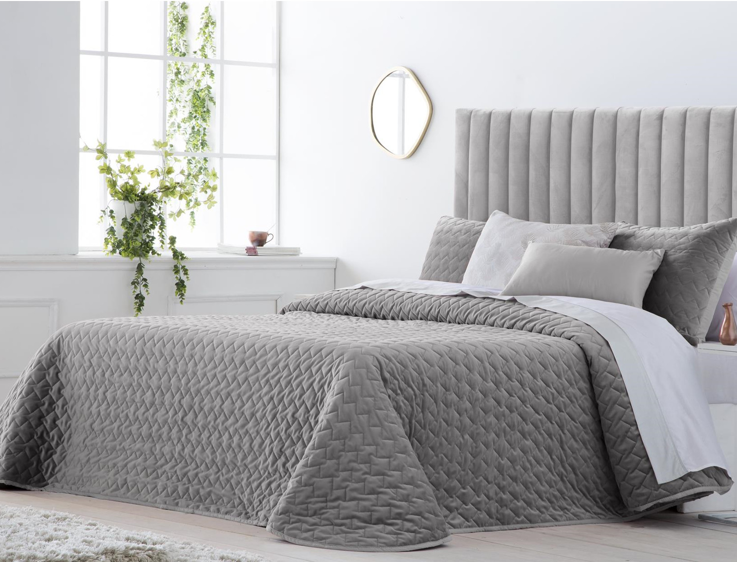 JVR Bouti de terciopelo Smart color gris cama de 180 Oferta