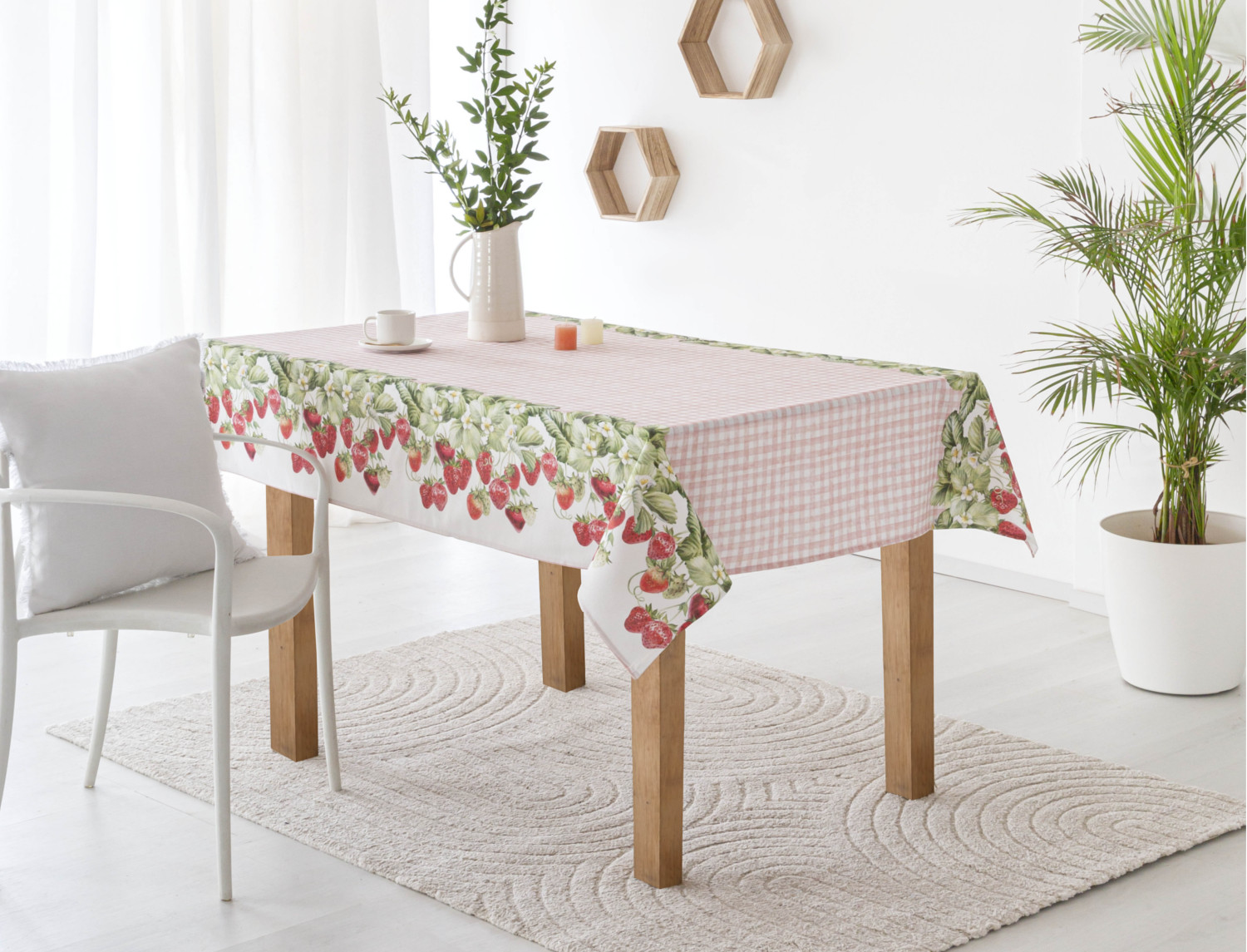 Confecciones Paula Mantel antimanchas Fresas