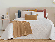 Colcha Jacquard Reversible con fundas de cojín Zuera 02 Beige/Blanco