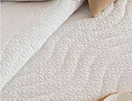 Colcha Jacquard con relleno fino Recas 01 Blanco