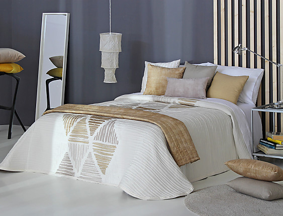 Reig Marti - Colcha Jacquard Reversible Lynch 01 dorado cama de 180