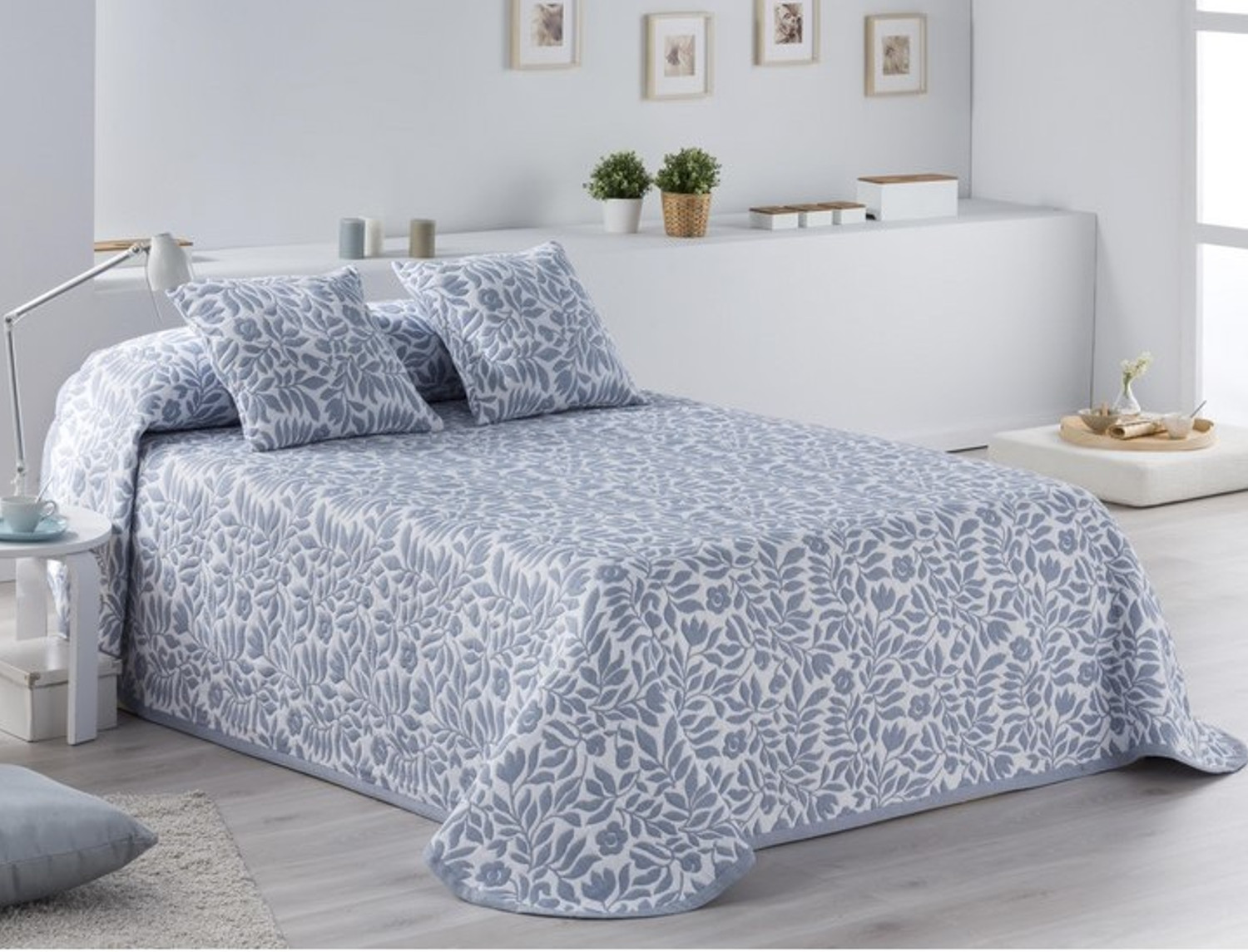 JVR Colcha Piqué Fiore color Azul Grisáceo oferta fin de existencias