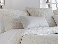 Colcha Piqué Jacquard Reversible Loto Beige