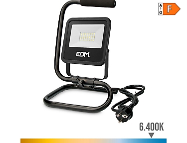 EDM - Foco proyector led con pie black series 30 w 2370 lm 6400 k luz fria 22 x 21 x 32 cm