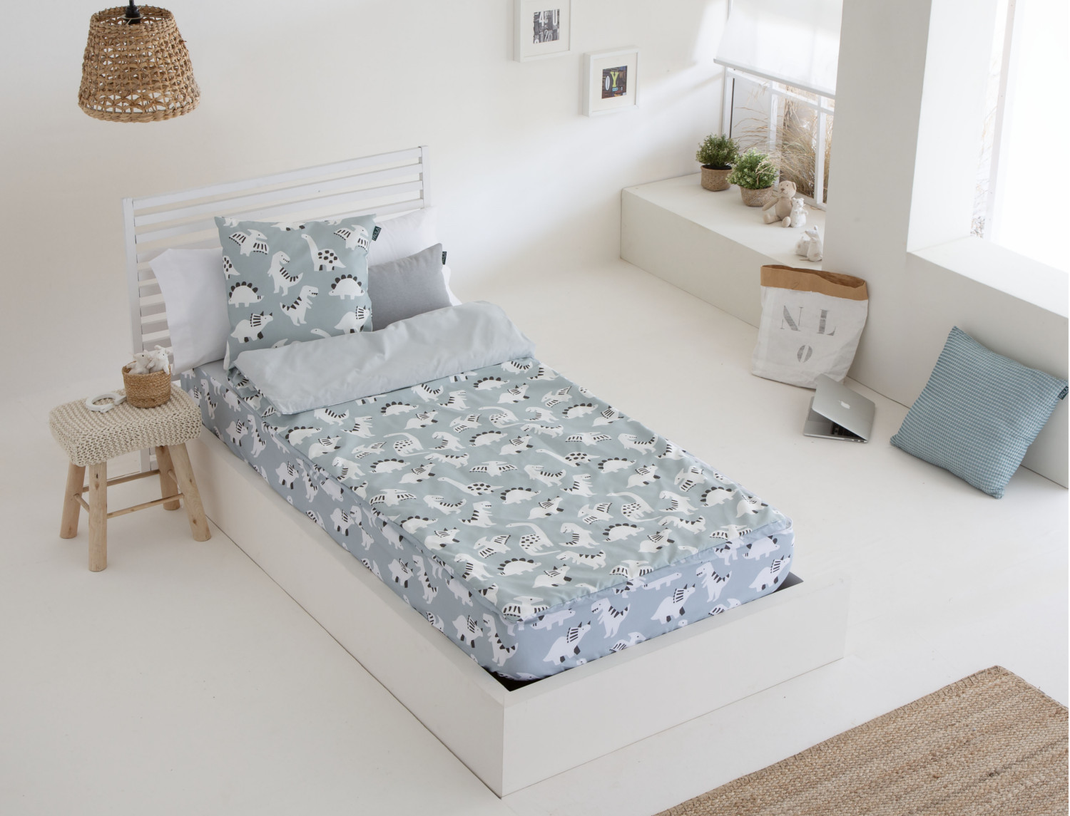 Confecciones Paula Saco nórdico Jurasic