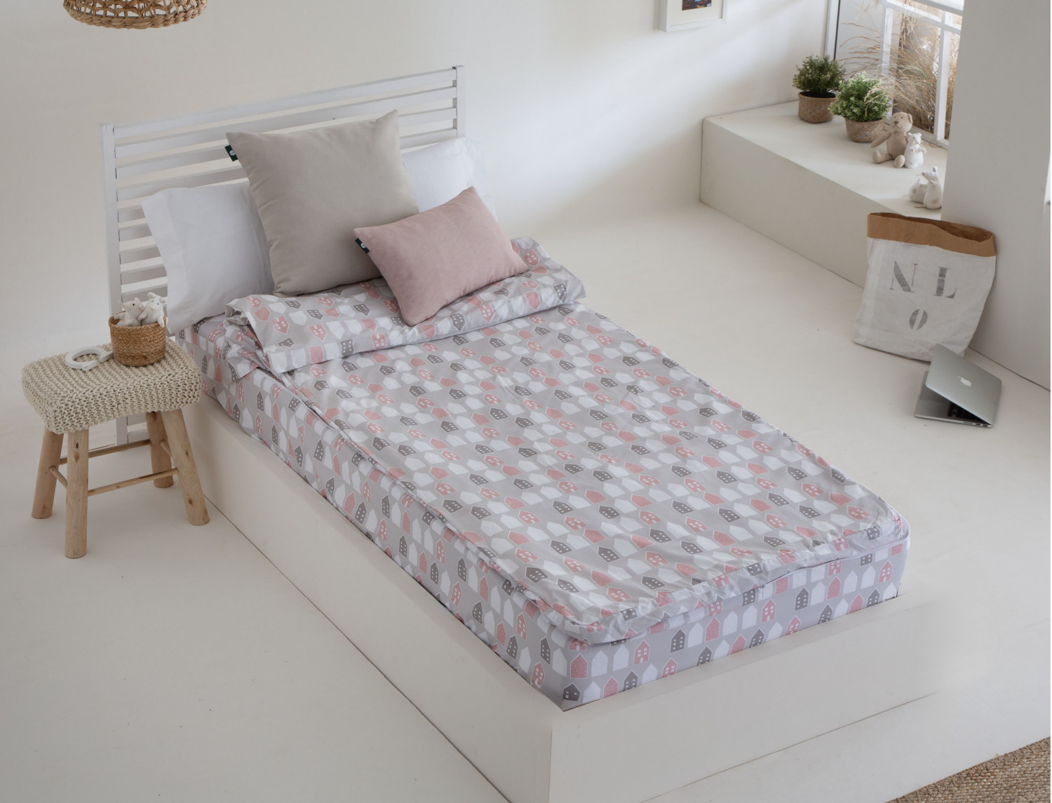 Confecciones Paula Saco nórdico House