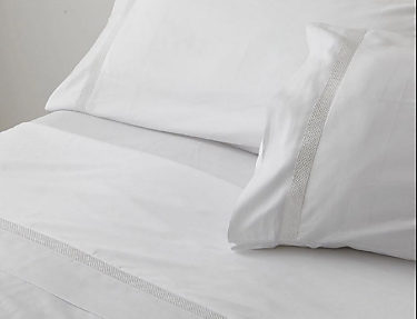 Estelia - Juego de cama Estelia Luna 100% algodón satén 300 Hilos color Blanco con cenefa entredos aplicado