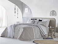 Bouti Jacquard 80gr Valerian con funda/s de cojín color Azul marino o Rosé