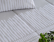 Edredón jacquard Milan 200gr con fundas de cojín color Beige, Maquillaje o Gris