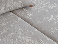 Edredón jacquard Bari 200gr con fundas de cojín color Beige, Crema, Gris o Maquillaje