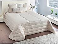 Edredón Sherpa Jacquard Nelson con fundas de cojín color Beige, Maquillaje o Gris