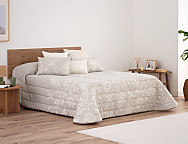 Edredón Sherpa Jacquard Nikola con fundas de cojín color Beige, Gris o Crema