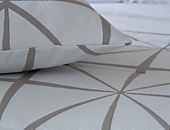 Edredón Jacquard Urdiales con fundas de cojín color 01 Gris o 02 Beige