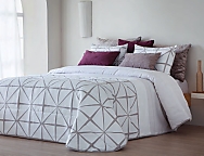 Edredón Jacquard Urdiales con fundas de cojín color 01 Gris o 02 Beige