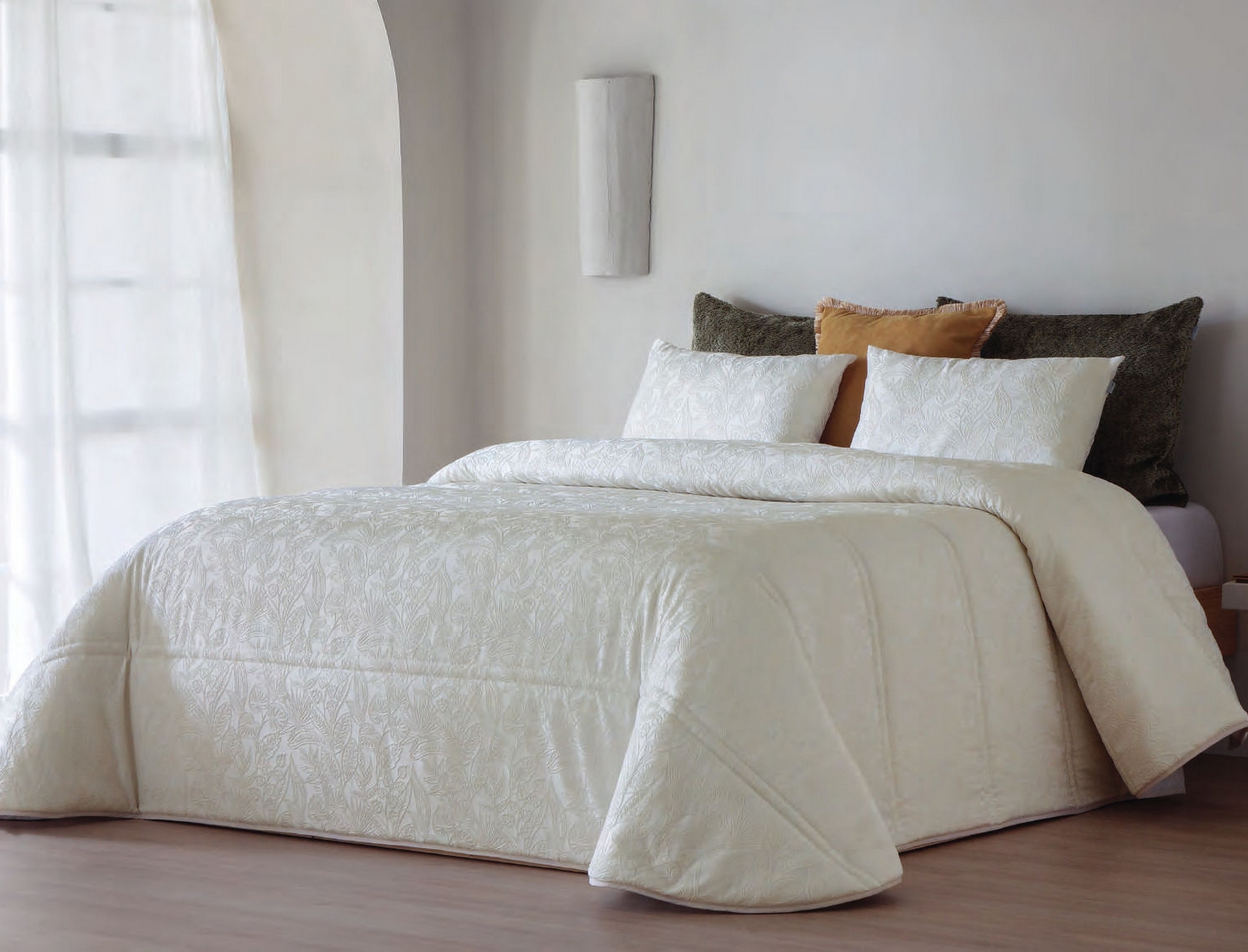 Sandeco Edredón Jacquard Laredo con funda/s de cojín color 01 Blanco