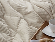 Edredón Sherpa Jacquard Pina con fundas de cojín color 01 Gris, 02 Marrón ó 03 Natural