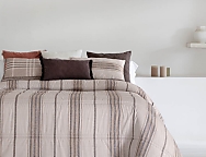 Edredón estampado Bailen con funda/s de cojín color 01 Gris ó  02 Marrón