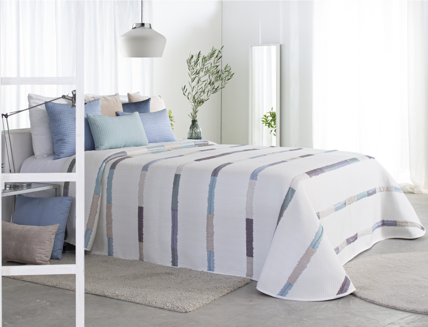 Reig Marti Colcha Jacquard Boyle 03 azul cama de 135 oferta