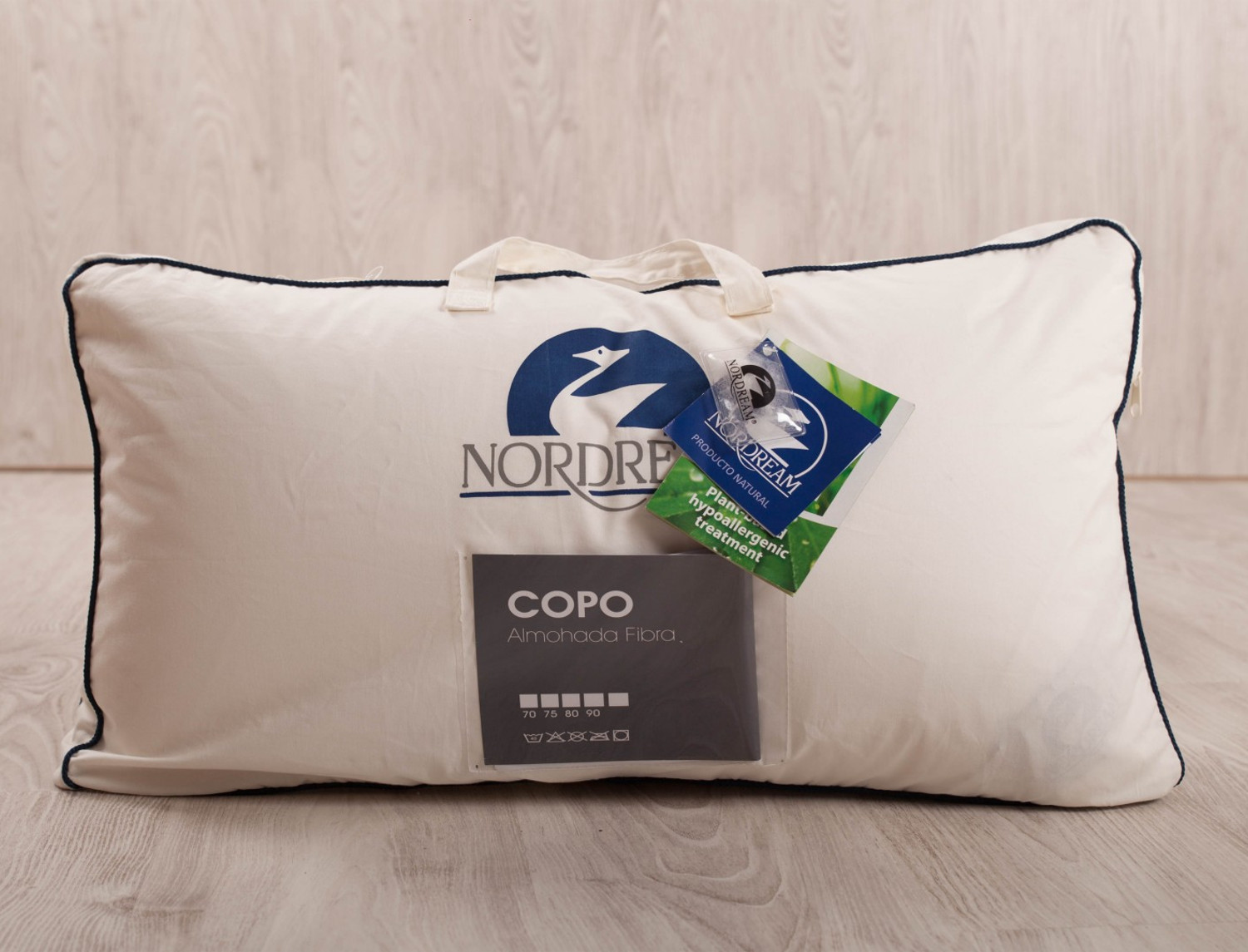 Nordream Almohada Copo. Doble funda. Densidad Media