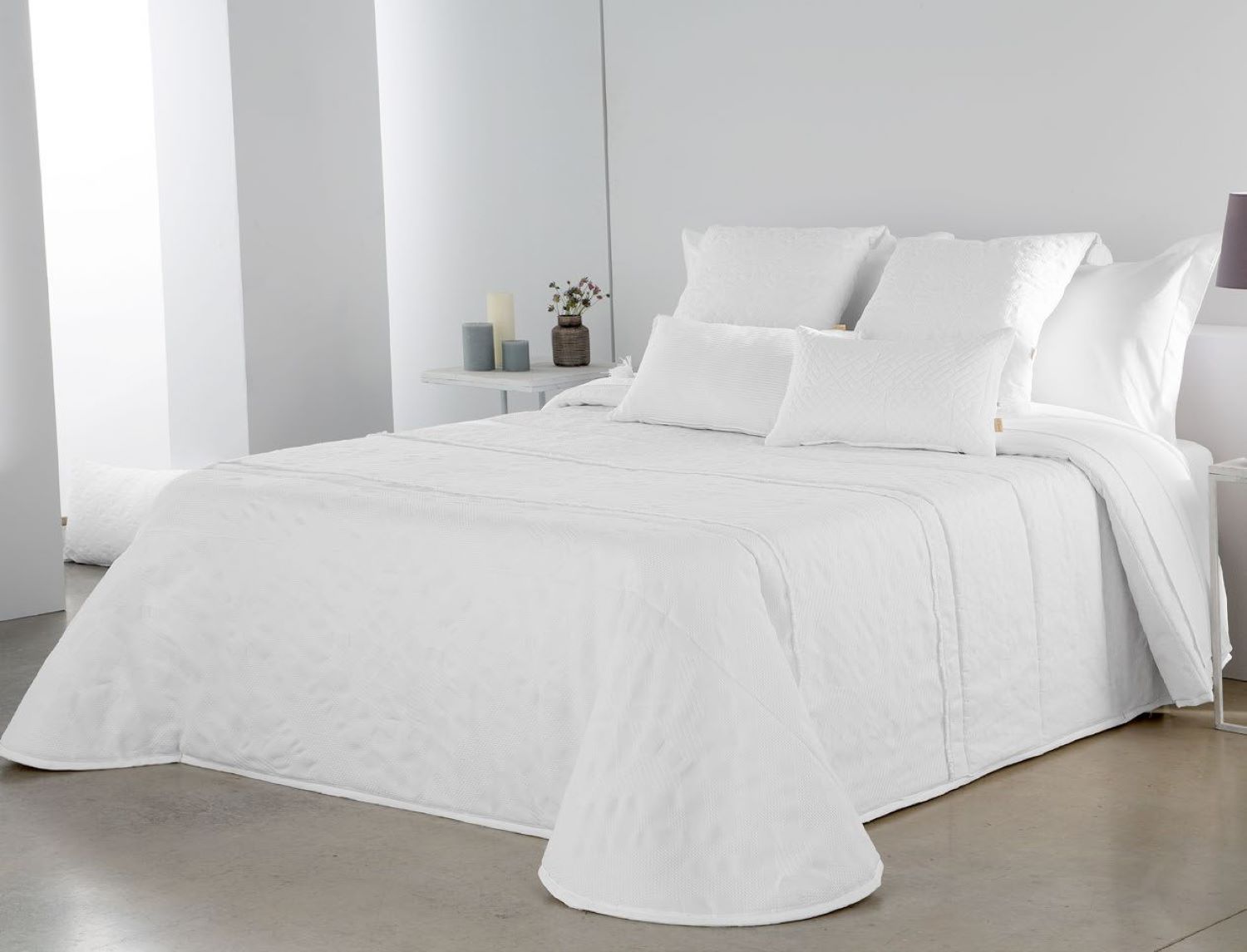 Cañete Confortino Kom color Blanco cama de 135 Oferta