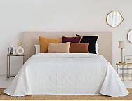 Colcha Jacquard Arcos color 01 Blanco ó 02 Beige