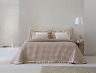 Bouti 150gr Everly con puntillas y funda/s de cojín color Beige, Blanco o Rosa