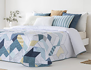 Colcha con relleno fino Ibarra con funda/s de cojín color 01 Rosa o 02 Azul