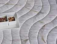 Colcha con relleno fino Machala con fundas de cojín