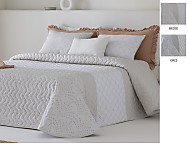 Colcha Jacquard con relleno fino Mendoza y fundas de cojín color 01 Gris o 02 Beige