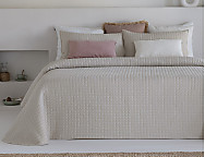 Colcha Jacquard con relleno fino Toronto con funda/s de cojín color 01 Blanco o 02 Beige