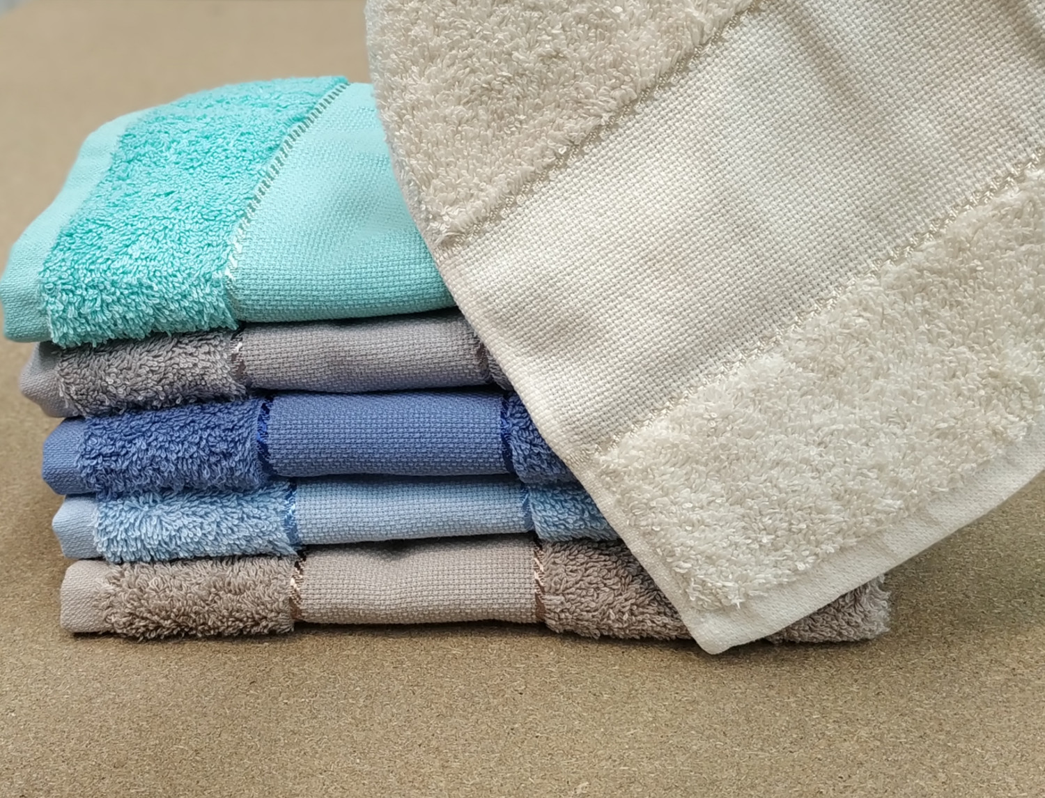 Nuestros Productos Paño de cocina rizo con cenefa Panamá Trovador  para punto de cruz