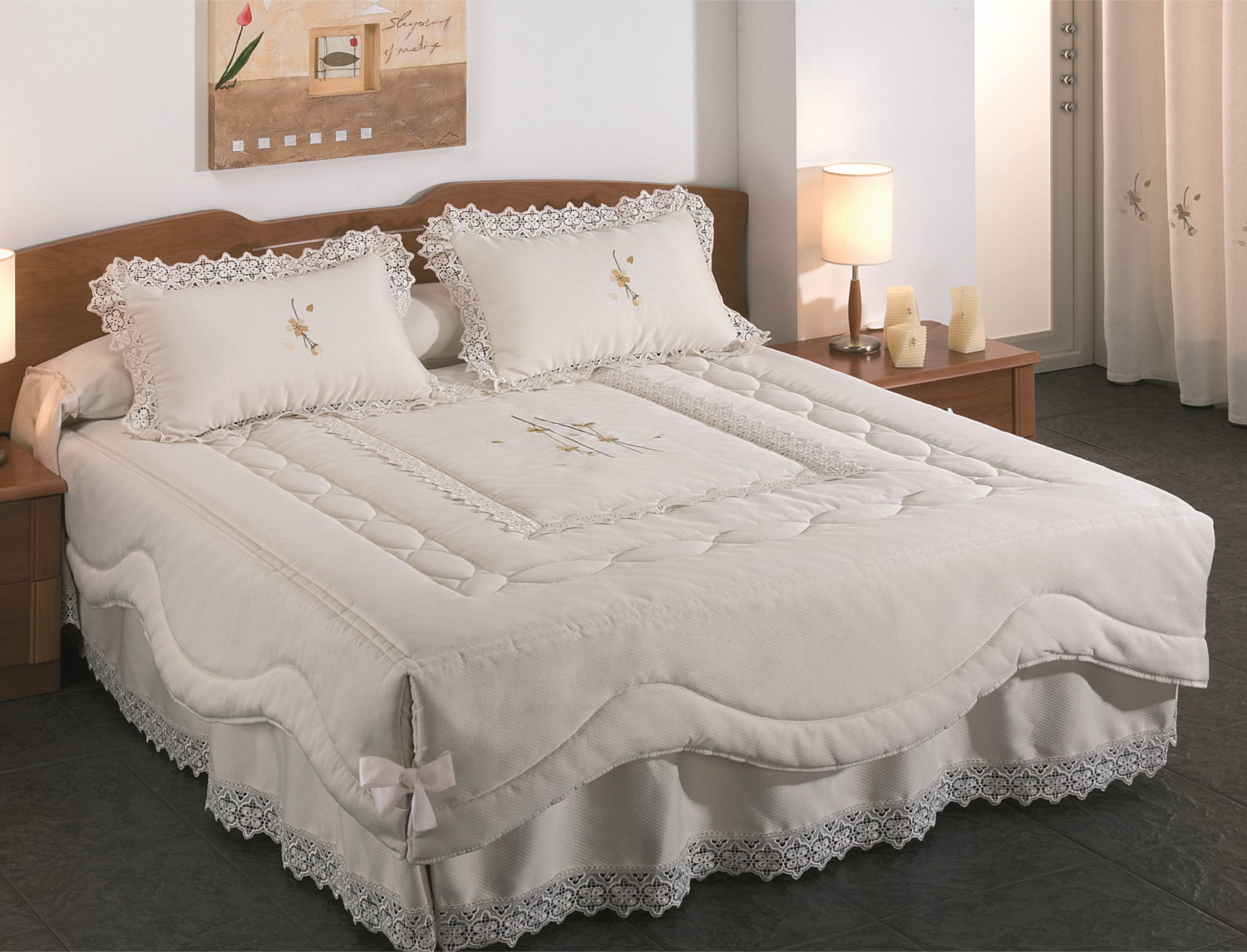 Confecciones Paula Edredón Jacquard set de 4 piezas bordado con puntillas París