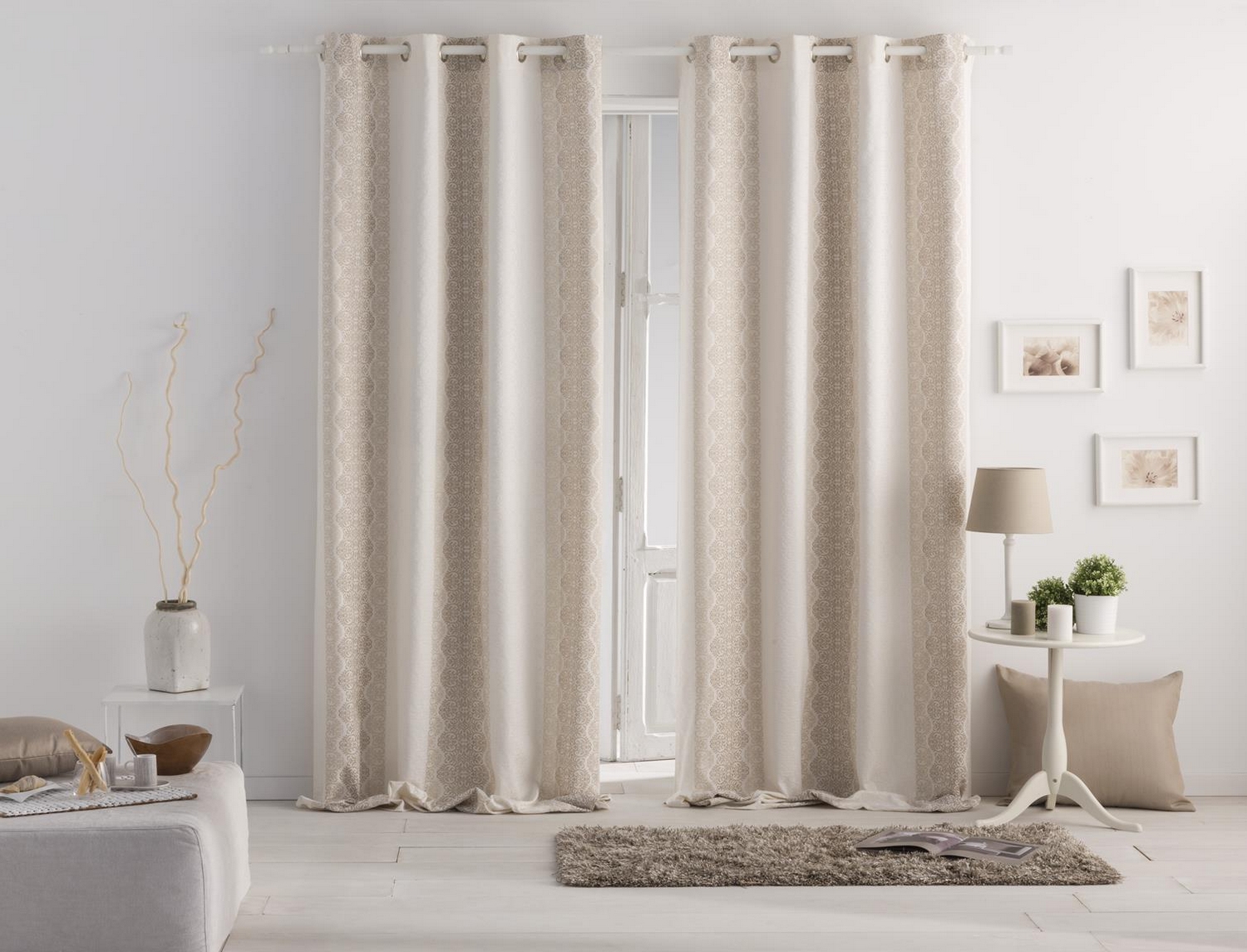 JVR Cortina con ollaos Glamour