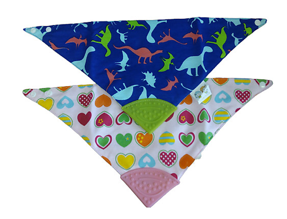 Gamberritos - Babero-bandana impermeable reversible con mordedor 9925