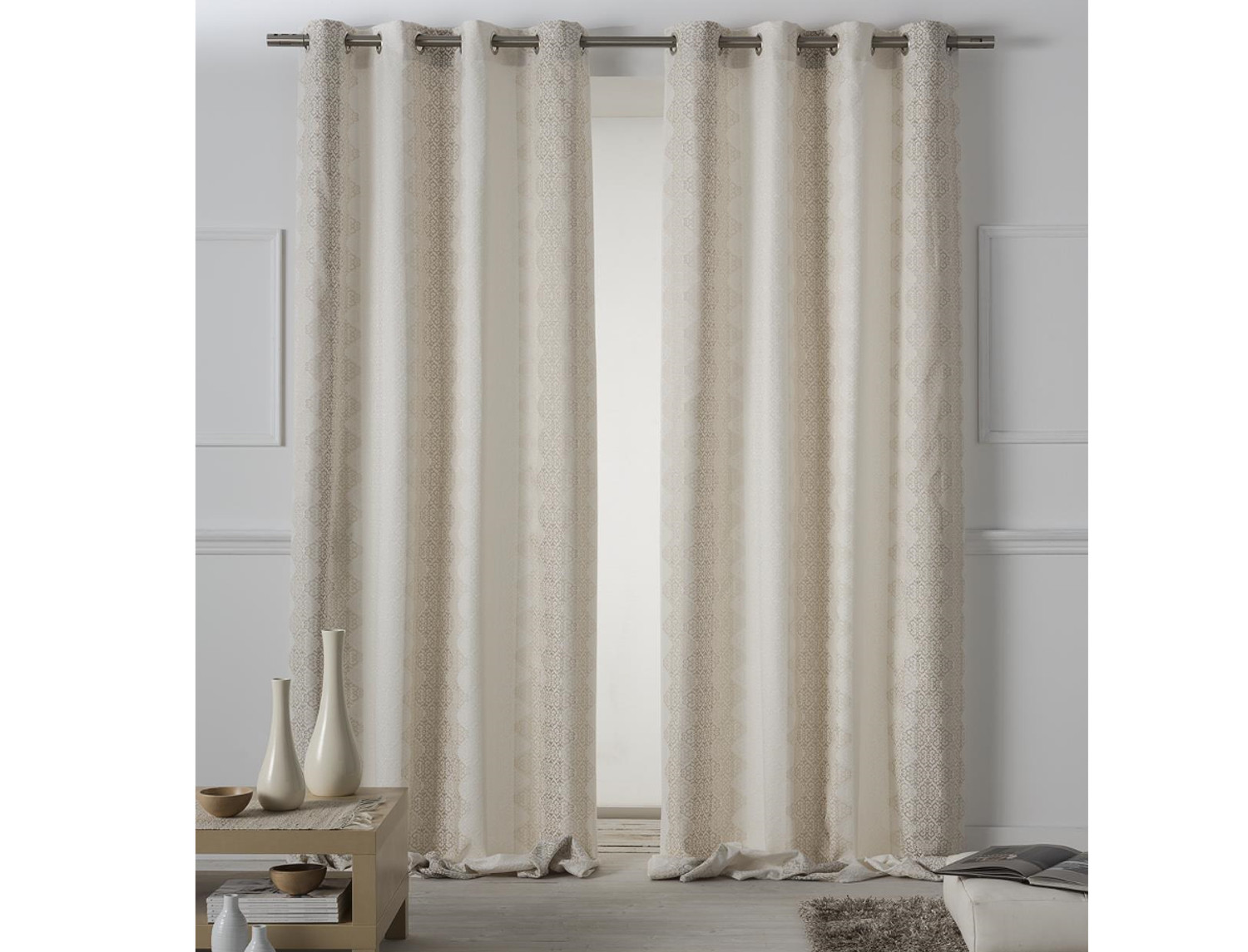 JVR Cortina con ollaos Bellini