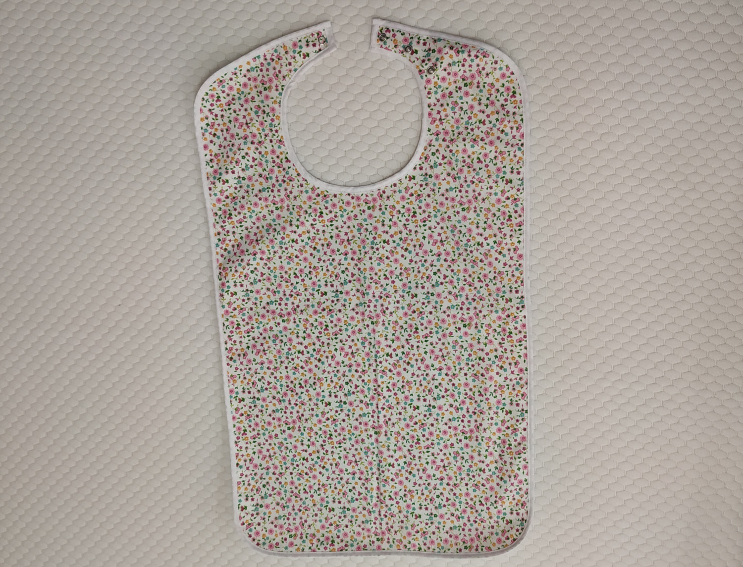 Nuestros Productos Babero impermeable adulto Flores