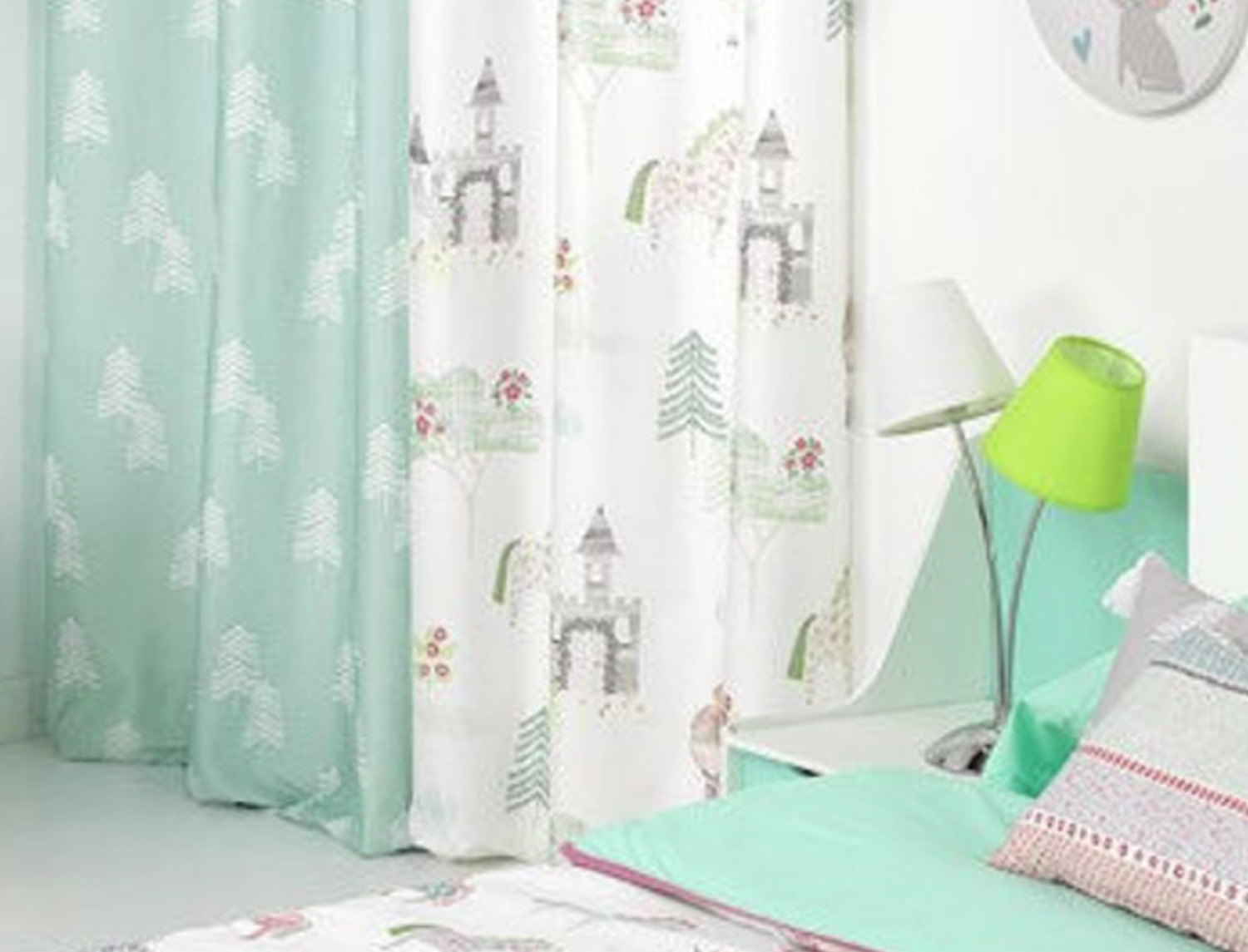 Cañete Cortina con ollaos Fantasy B